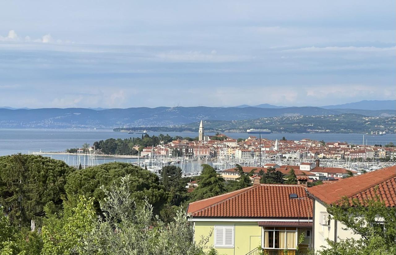 Magnolia Apartments Izola Exteriör bild